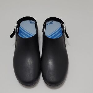 Calzuro Shoes With Holes